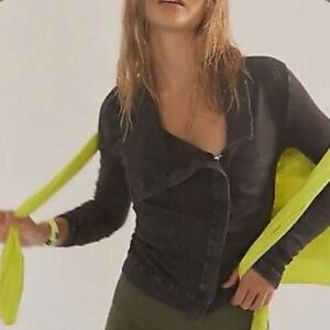 FP Movement by Free People Black Zipper Up